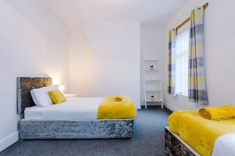 Anfield House 2 Bedroom 2 Mins From Anfield Stadium Sleeps 7 Liverpool Ngoại thất bức ảnh